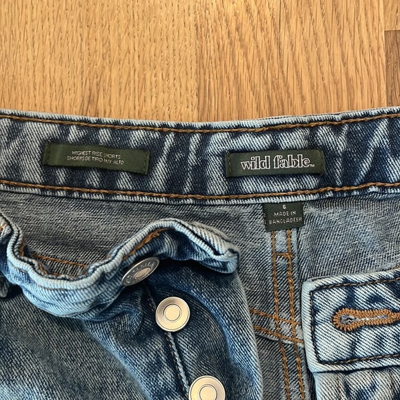 Wild fable high rise short - Picture 2 of 3